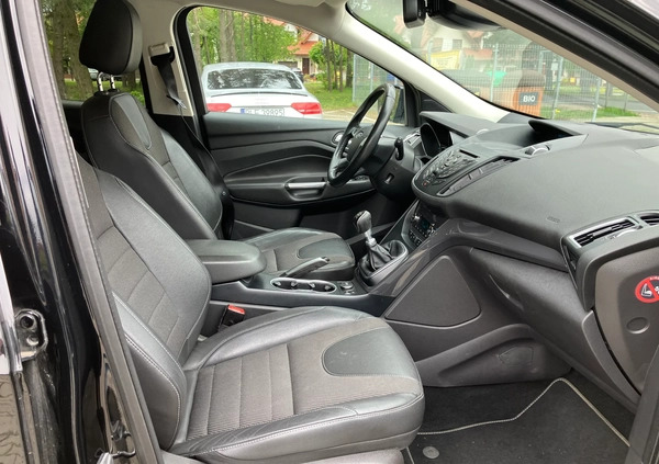 Ford Kuga cena 53800 przebieg: 222600, rok produkcji 2015 z Leszno małe 352